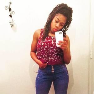 Meet your Posher, Latasha